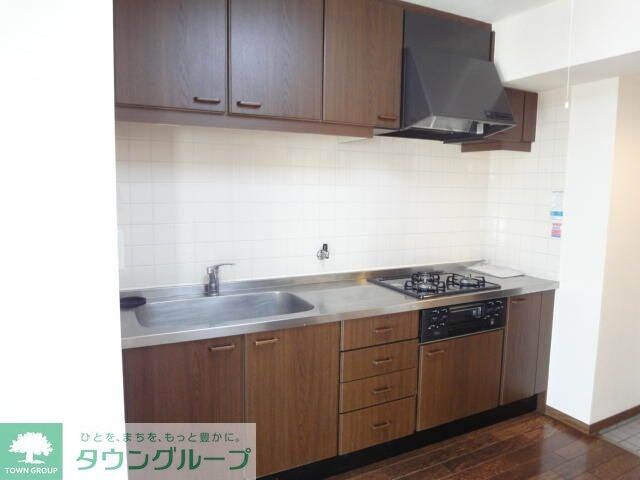 ノブ・ナカハラの物件内観写真