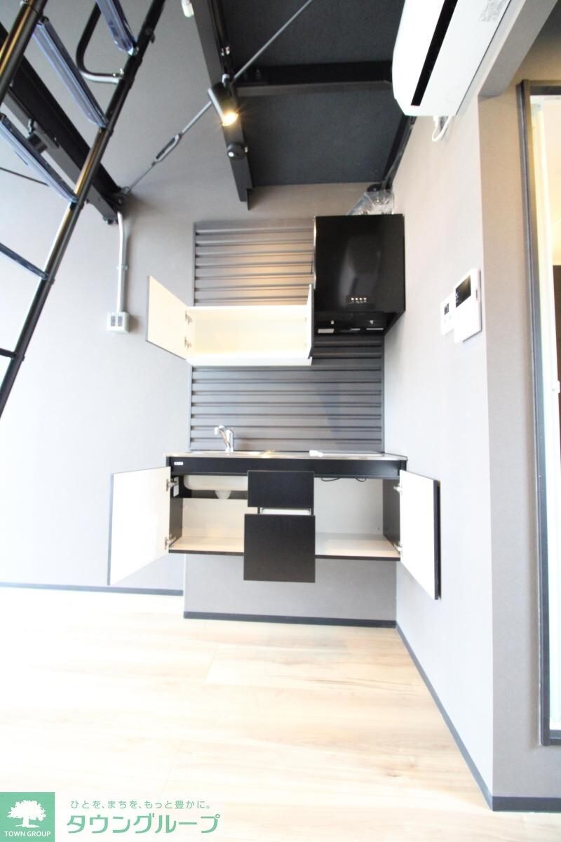 Garage Cabinの物件内観写真