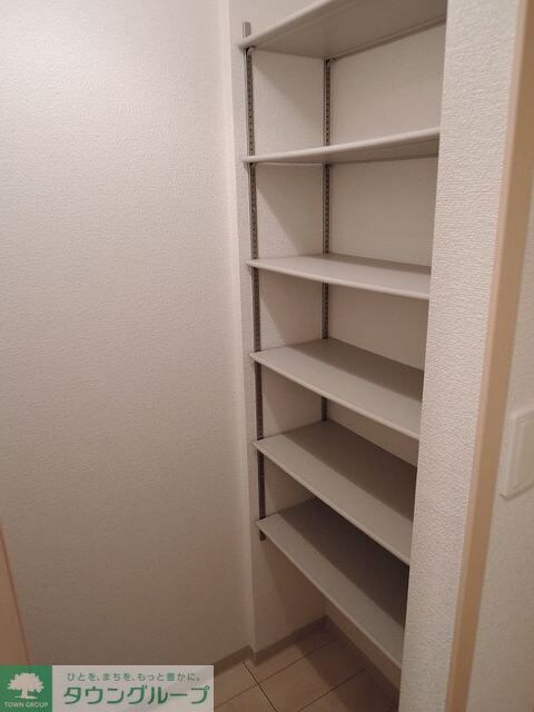 メゾン ラフォーレの物件内観写真