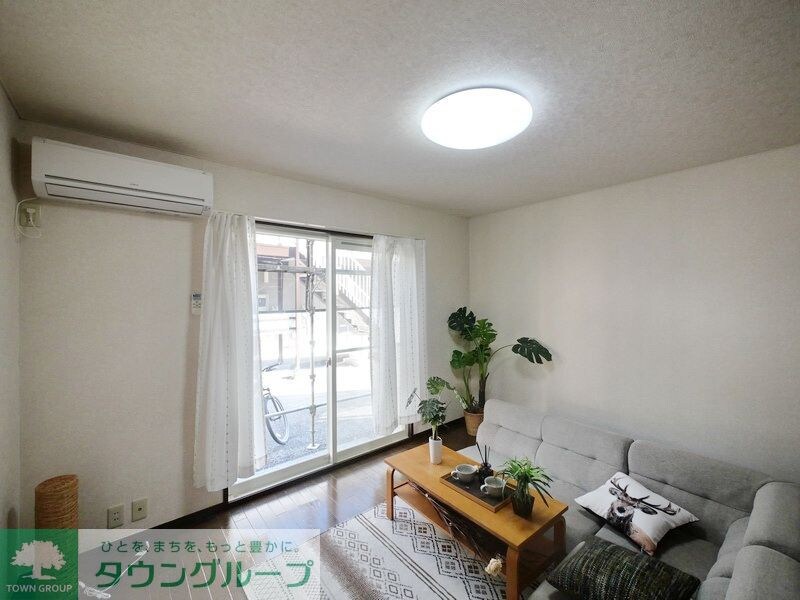 ぺルレ IIの物件内観写真