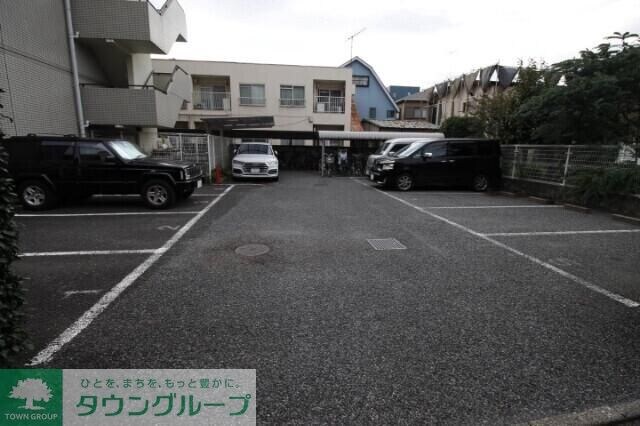 モンターニュ国領の物件内観写真