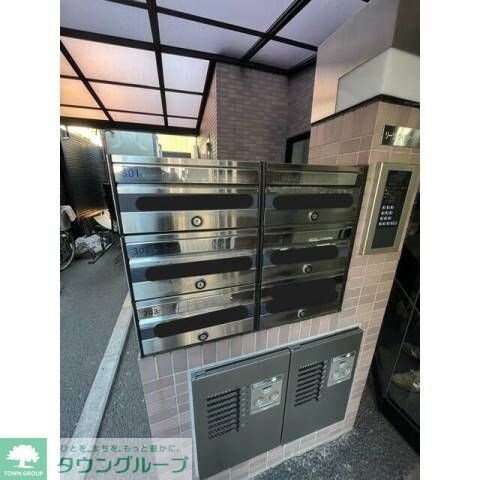 リーゾ・ヴィヴァーチェの物件内観写真