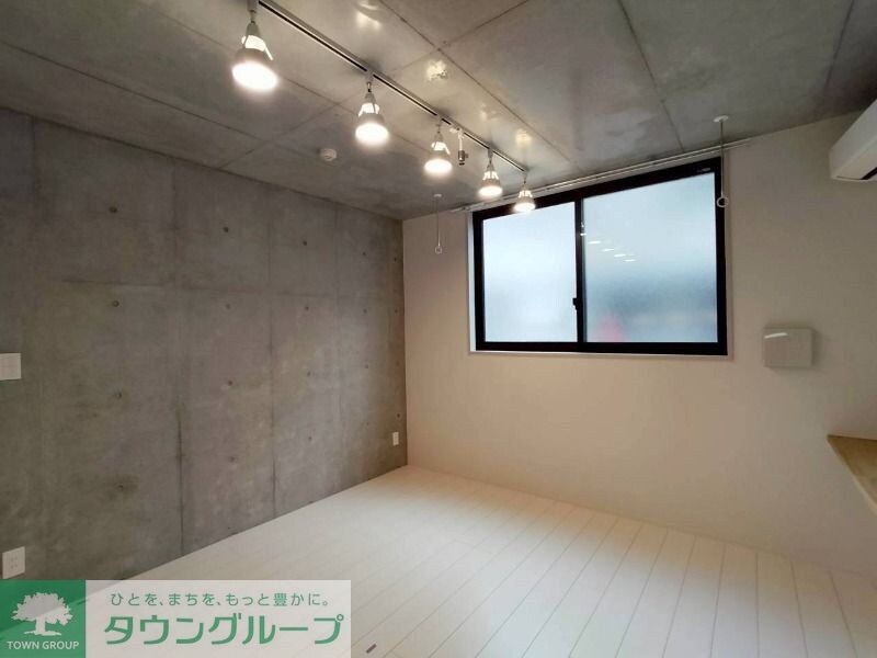 Fons Lucis Izumiの物件内観写真