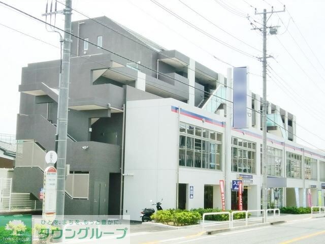 シャトレセリシエの物件外観写真