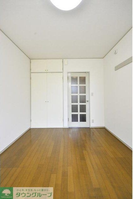 オヴュレンス烏山の物件内観写真