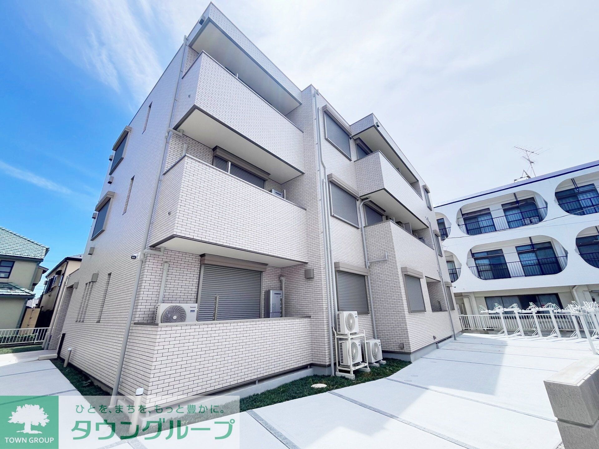 ハーモニー多摩平の物件外観写真