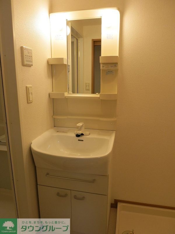 サンリット・シーズンの物件内観写真