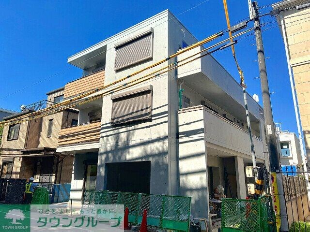 コリーヌ駒場池尻の物件外観写真