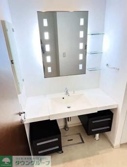 グローリオ三軒茶屋の物件内観写真