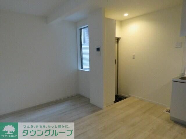成城9丁目タウンハウスの物件内観写真