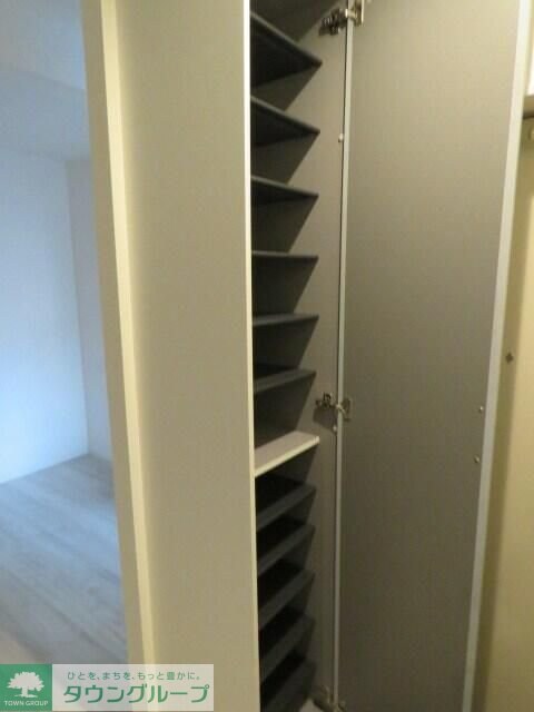成城9丁目タウンハウスの物件内観写真