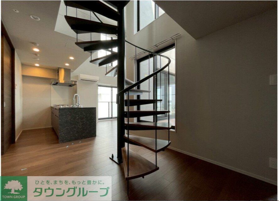 ルミーク三軒茶屋の物件内観写真