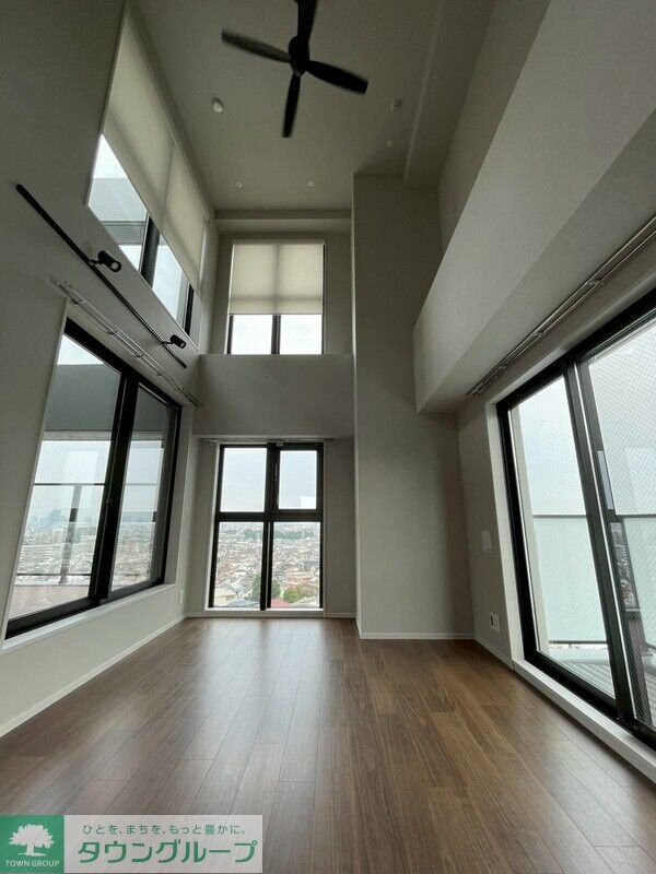 ルミーク三軒茶屋の物件内観写真