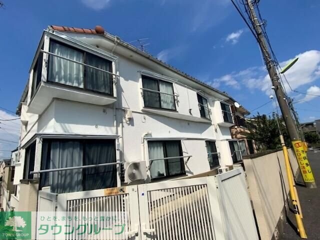 メゾンクレールの物件外観写真