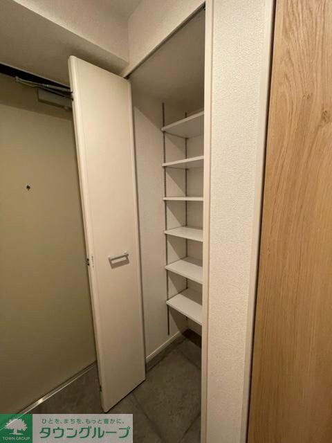 エルファーロ駒沢公園Iの物件内観写真