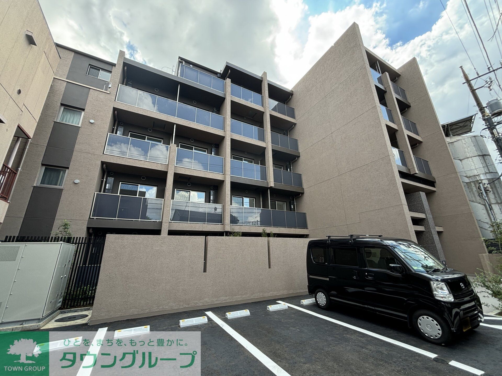 ベルファース三軒茶屋の物件外観写真