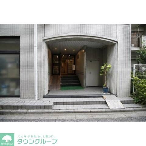 モンターニュ国領の物件内観写真