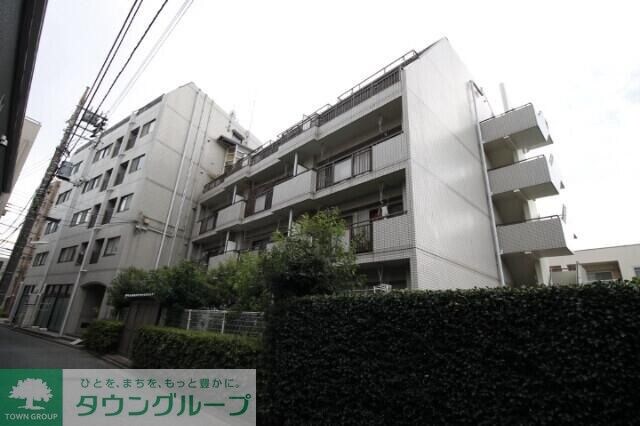 モンターニュ国領の物件内観写真