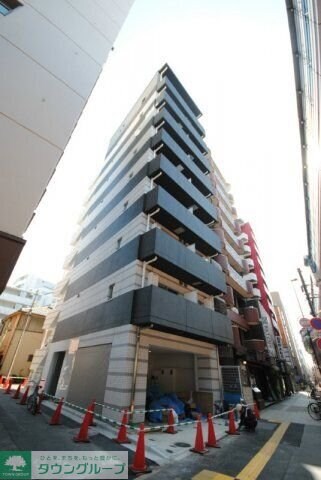 レスティア三軒茶屋の物件外観写真