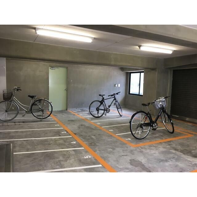 カームマンション明神町の物件内観写真