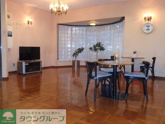 Queens Academiaの物件内観写真