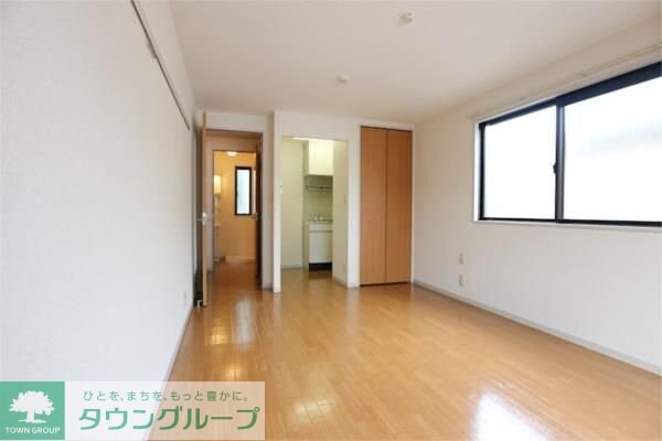 ライジングコートの物件内観写真