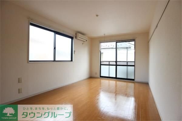 ライジングコートの物件内観写真