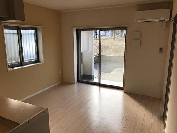 ラ・ロンディーネの物件内観写真