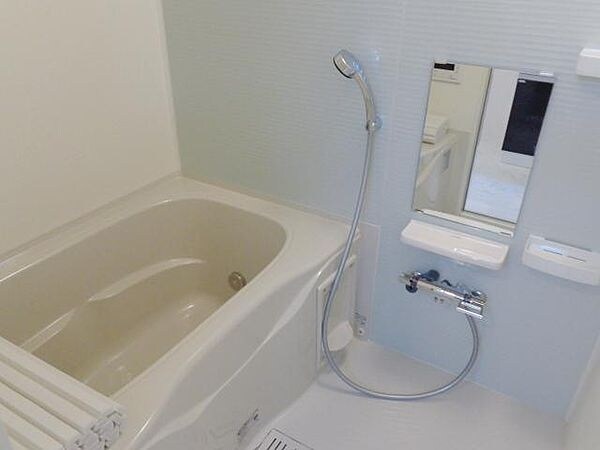 ラ・ロンディーネの物件内観写真