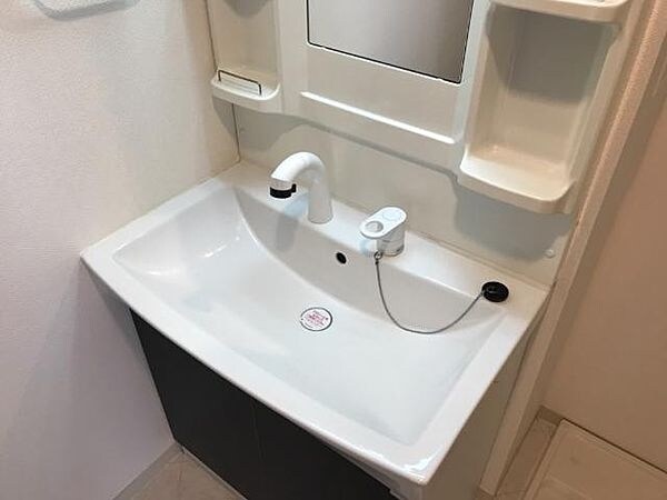 ラ・ロンディーネの物件内観写真