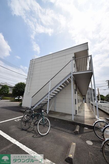 レオパレスヴィーブルの物件外観写真