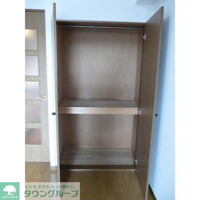 リヴイン国立の物件内観写真