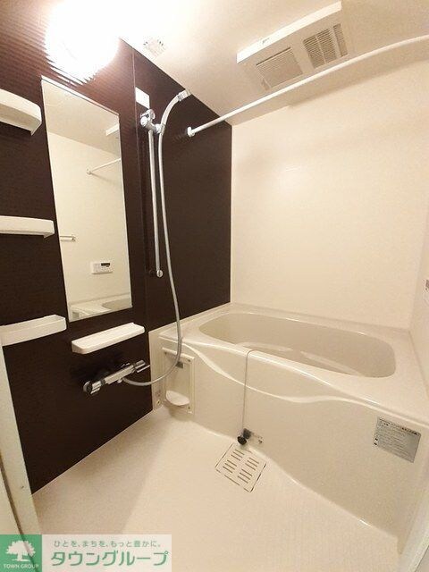 ニューグラストップIIの物件内観写真