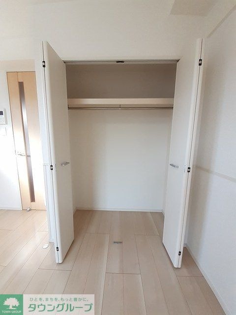 ニューグラストップIIの物件内観写真