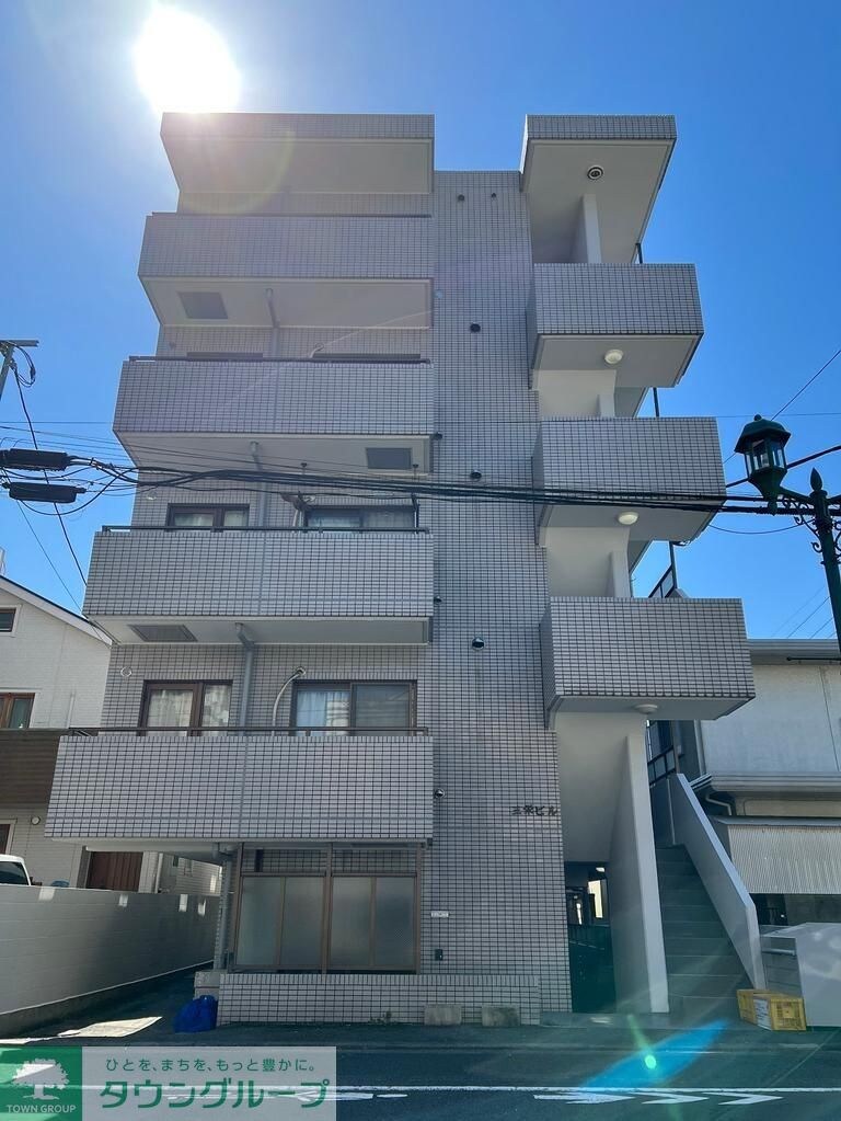 三栄ビルの物件外観写真