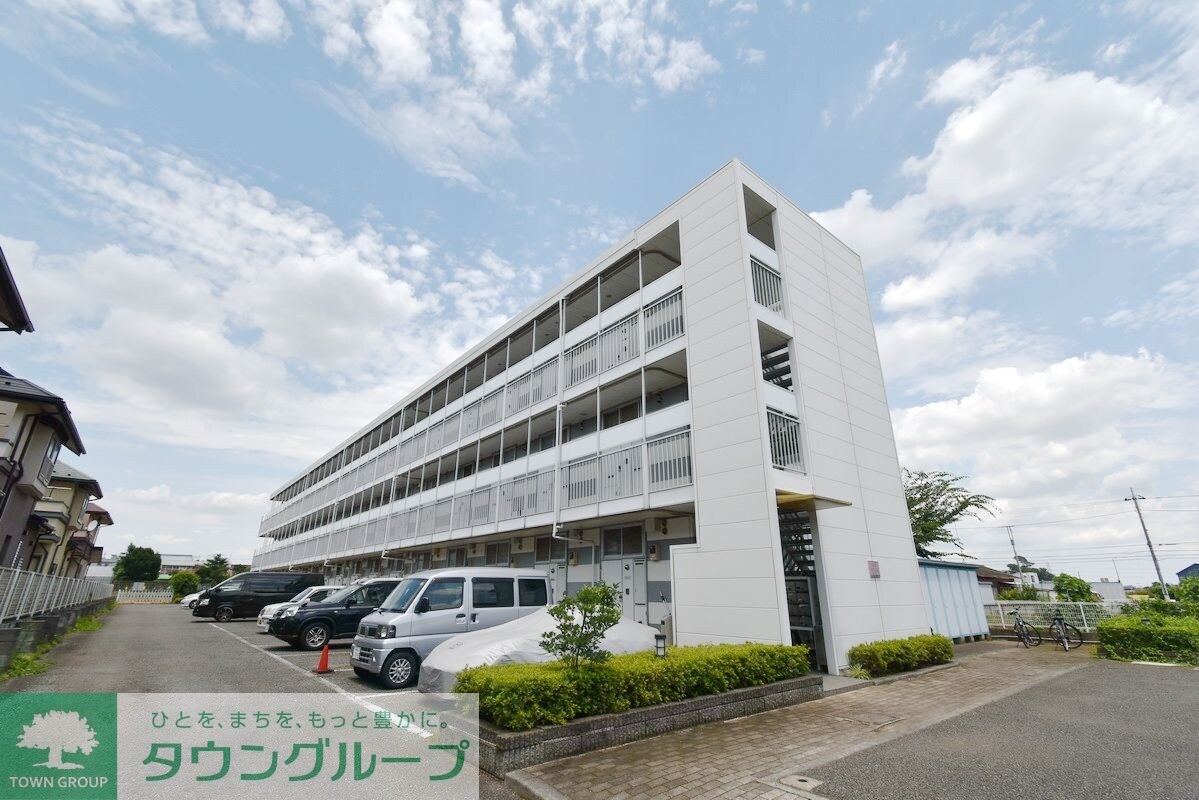 レオパレス西砂川の物件外観写真