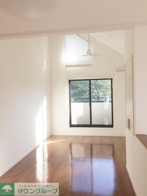 国立テラスハウスの物件内観写真