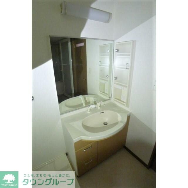 ヴィラトリアノンの物件内観写真