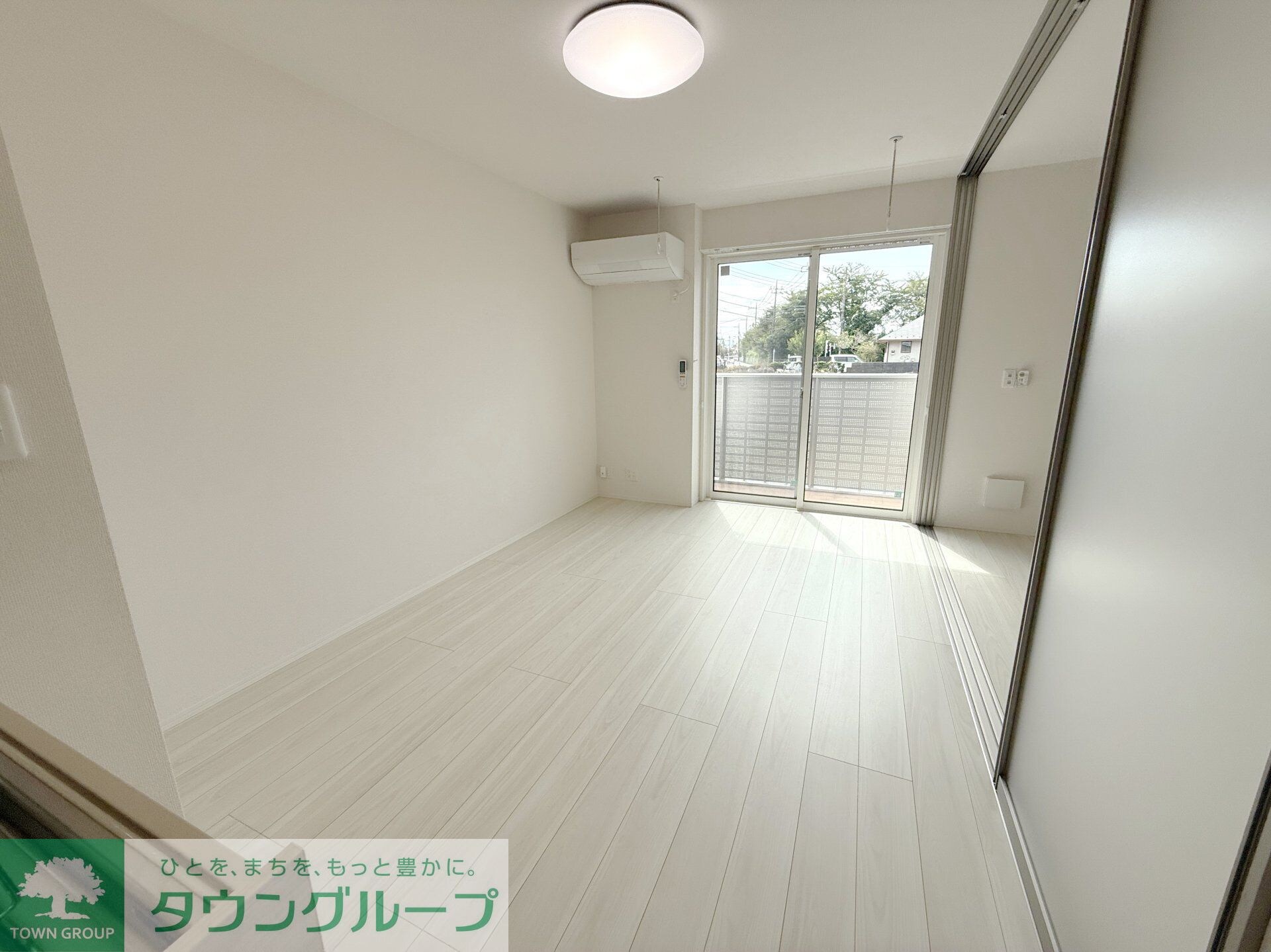 パーシモン グレイスの物件内観写真