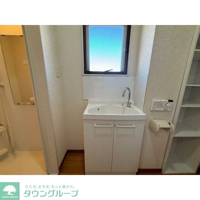 第三ハヤブサマンションの物件内観写真