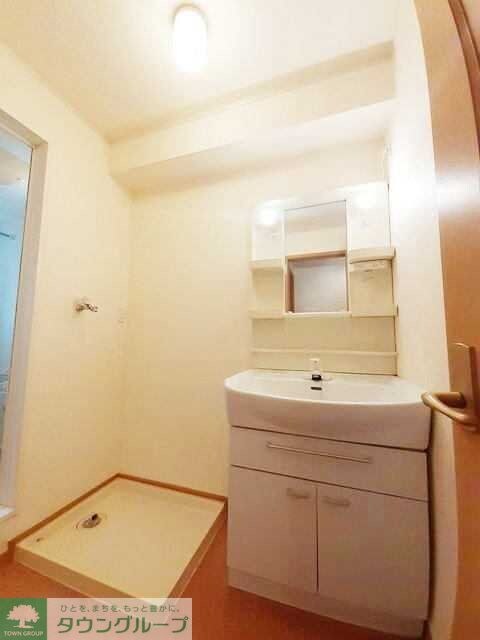 ベル・ル・ジャルダン IIの物件内観写真