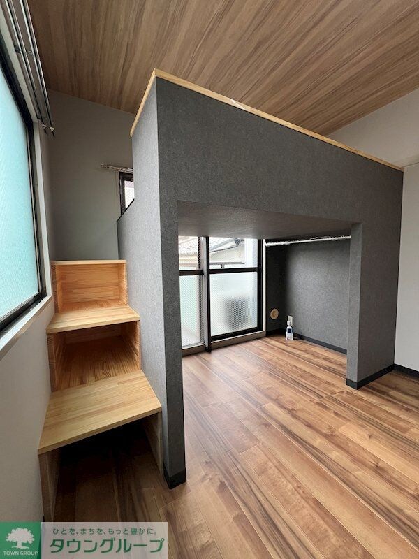 ReDEAL国立WESTの物件内観写真