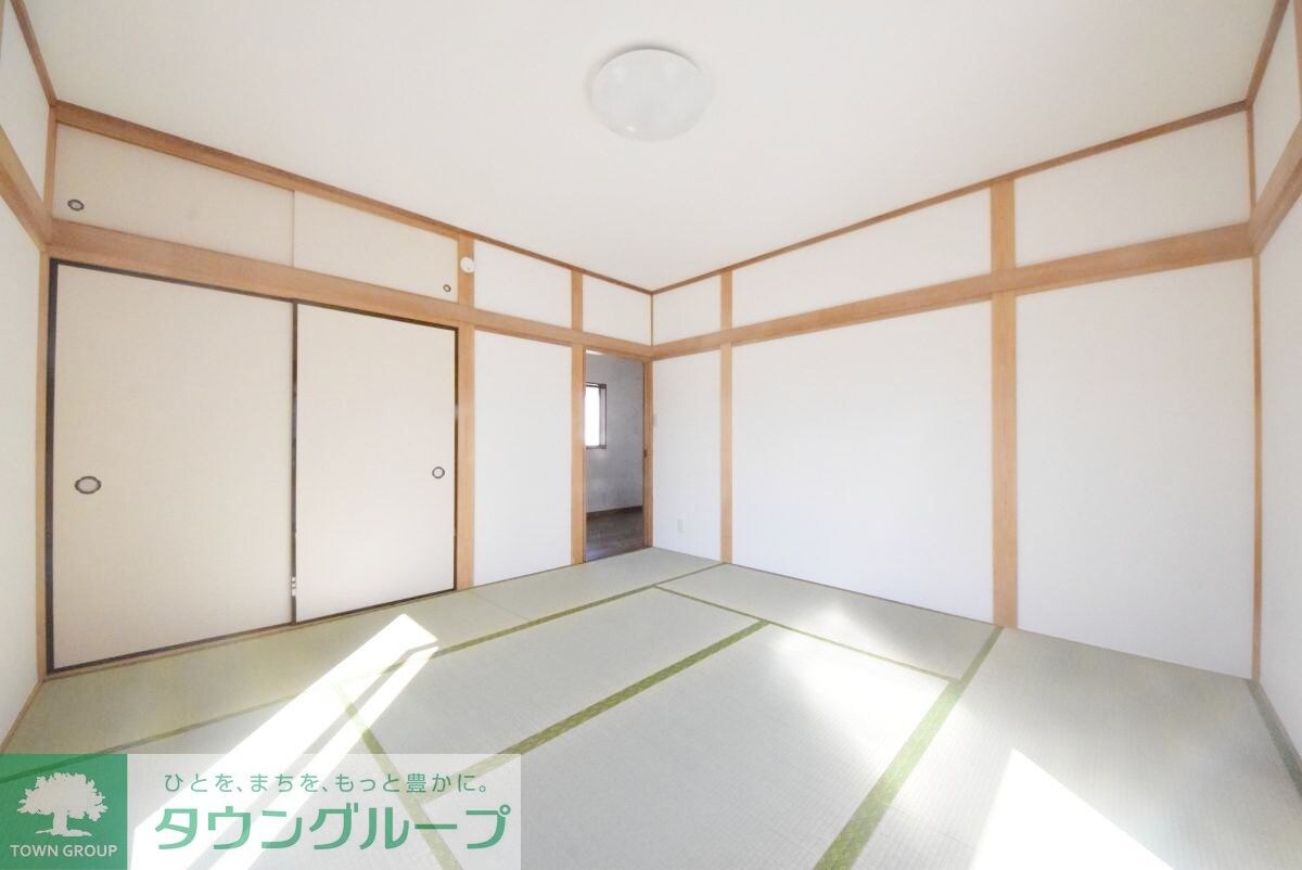 戸倉2丁目貸家の物件内観写真