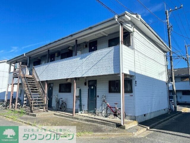 カギ中ハイツBの物件外観写真