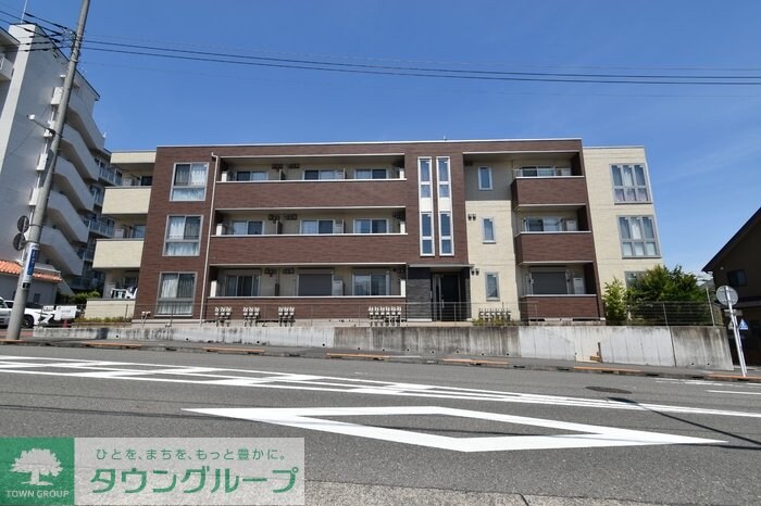 カーサグラナーテの物件外観写真