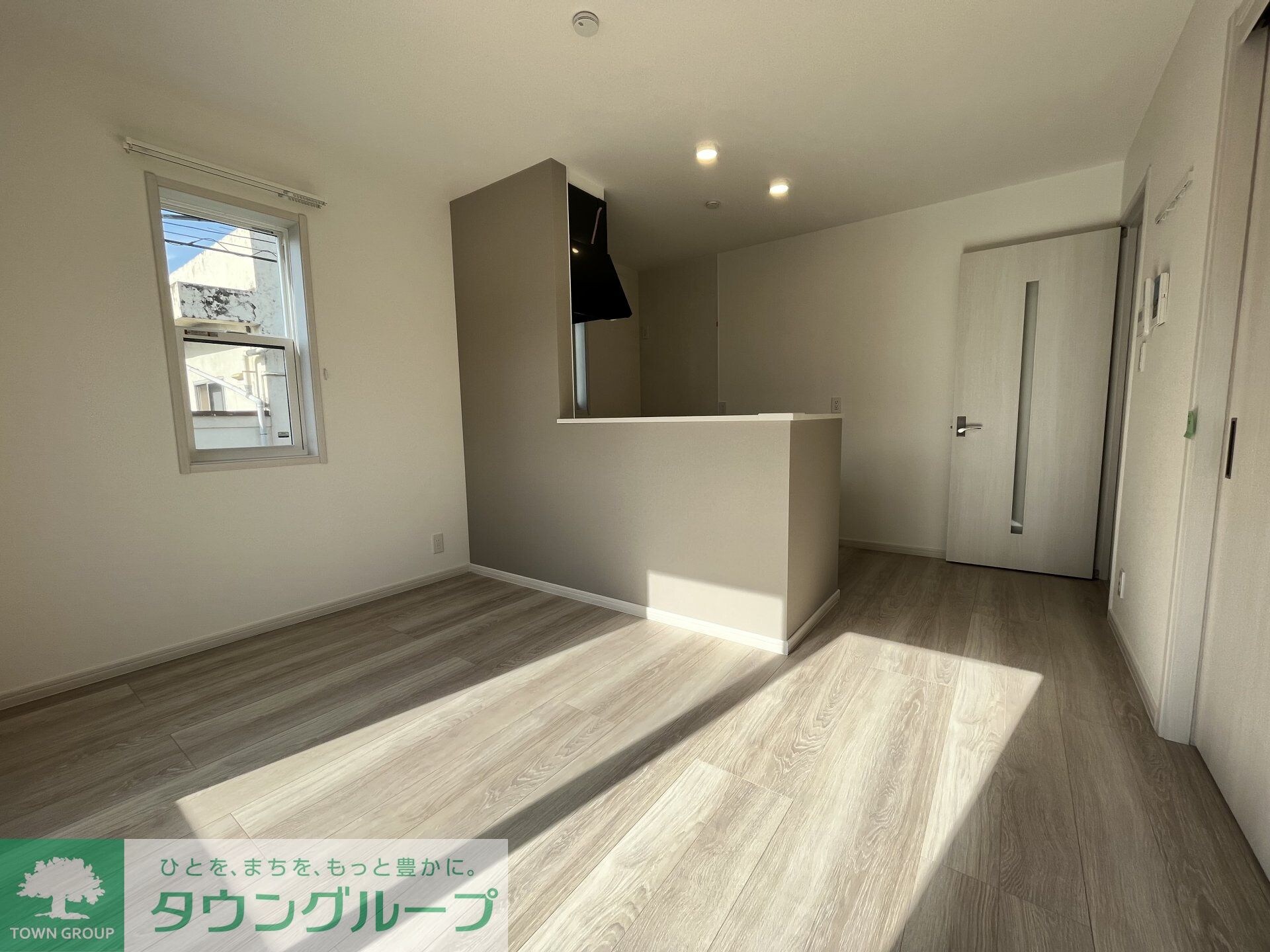 セレスティアル福生の物件内観写真