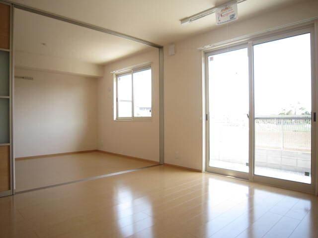 ファヴォーレIIの物件内観写真