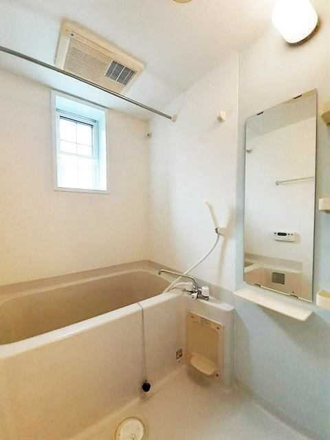 ベル・ル・ジャルダン IIの物件内観写真