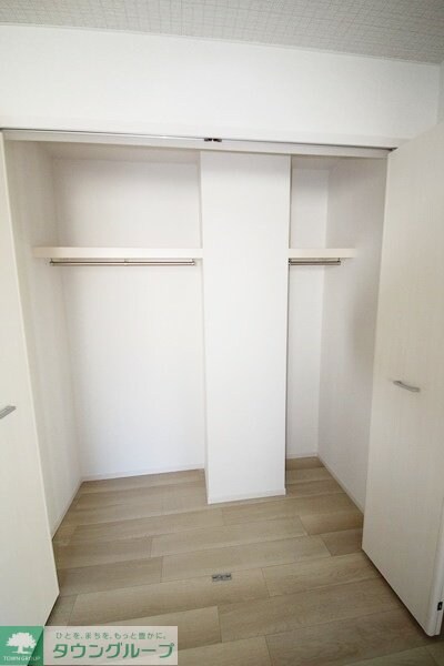 ヴィラローリーIIIの物件内観写真