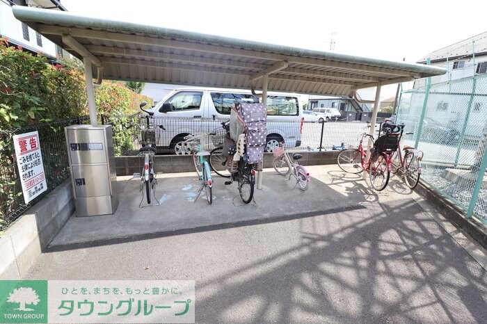 エバーグリーンAの物件内観写真